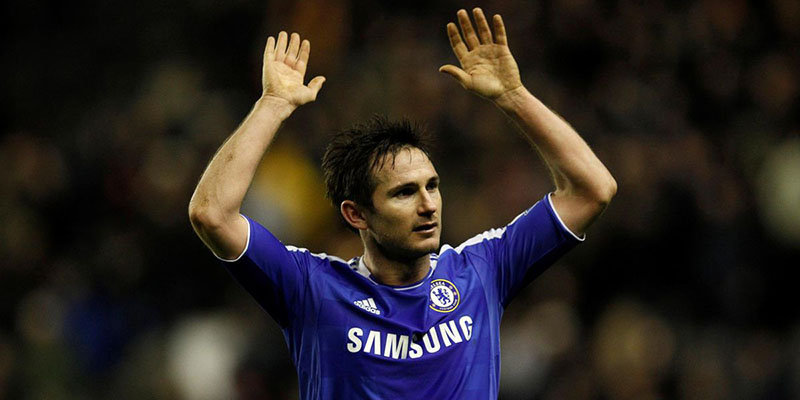 Sự nghiệp lẫy lừng của Frank Lampard gắn liền với Chelsea